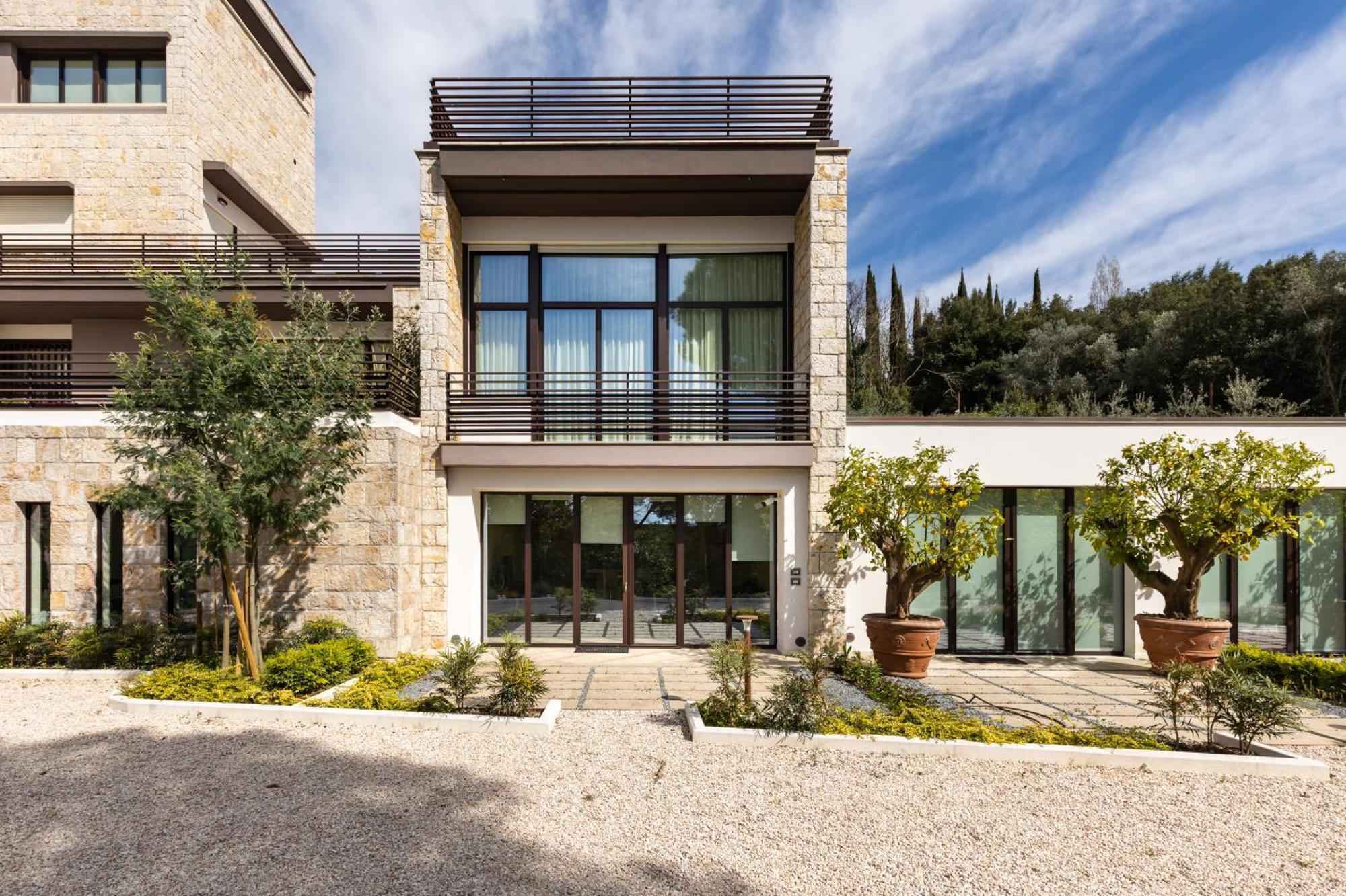 Exclusive Perugia Getaway - Apartments With Shared Pool & Parking Bagian luar foto